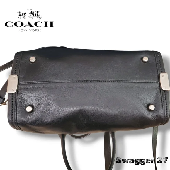 Coach Swagger 27 Black & Chalk Crossbody Satchel, Hang Tags & Original Crossbody - Picture 9 of 17